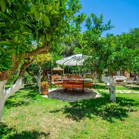 Holiday home Alavastros Maisonettes Near 3 Sandy Beaches *