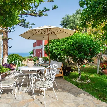 Alavastros Maisonettes Near 3 Sandy Beaches Holiday home