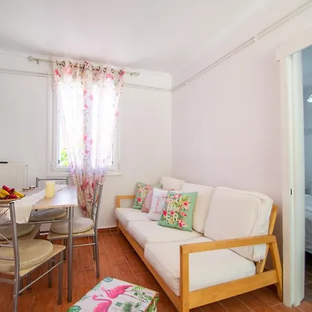 Holiday home Alavastros Maisonettes Near 3 Sandy Beaches