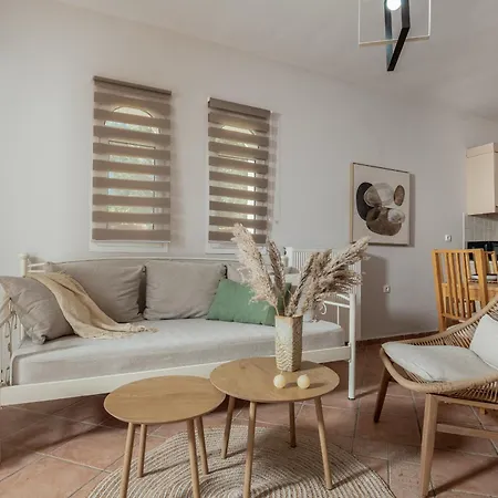 Alavastros Maisonettes Near 3 Sandy Beaches