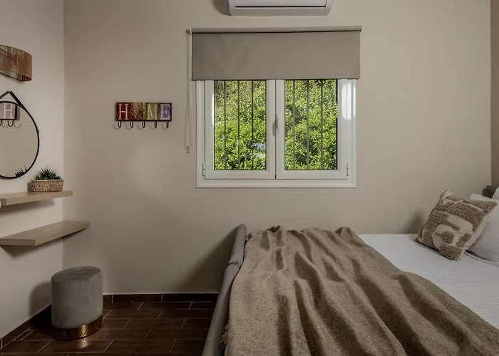 Alavastros Maisonettes * Vasilikí